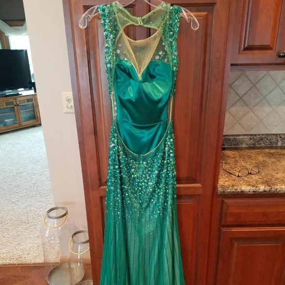Prom Dress - Picture 3 of 3